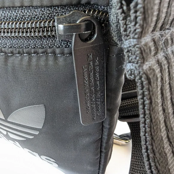 Adidas 3 Stripes Camera Crossbody Bag - Picture 5 of 12